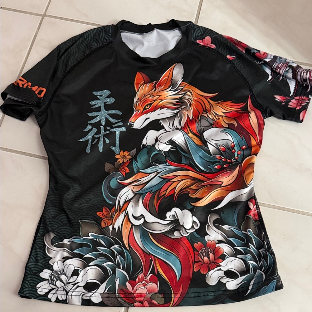 Colorful Fox Graphic Rash Guard - Picture 2 of 9